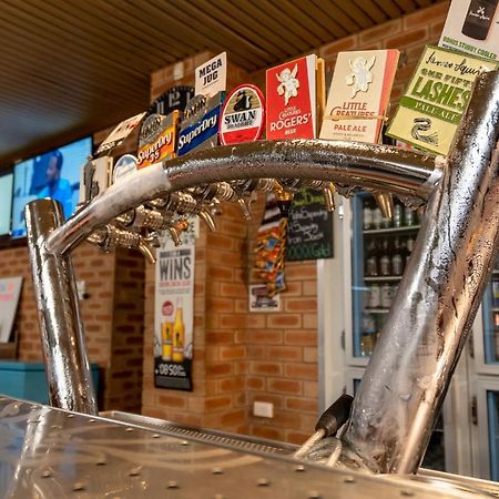 Gascoyne Hotel Carnarvon Bagian luar foto
