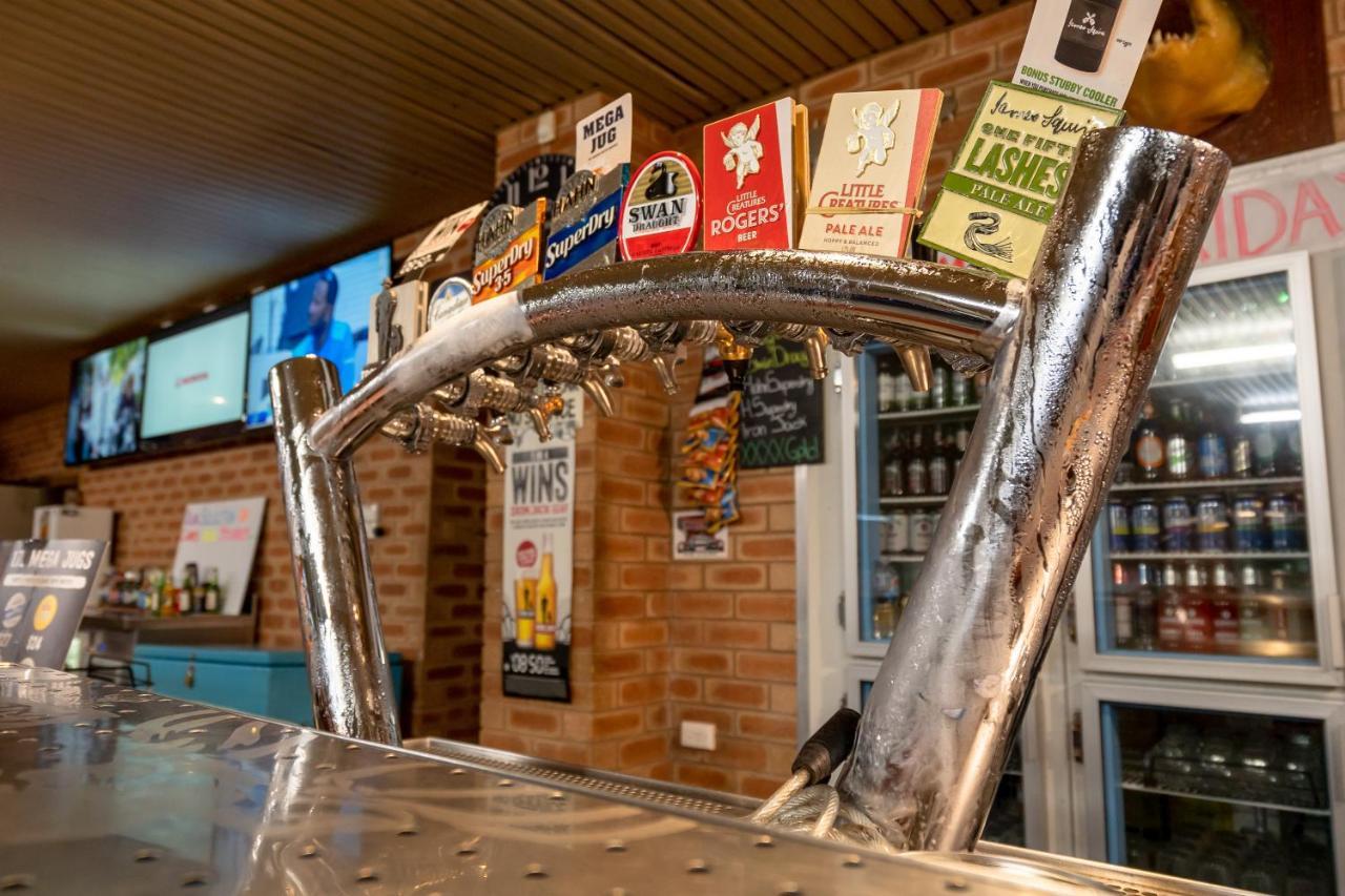 Gascoyne Hotel Carnarvon Bagian luar foto