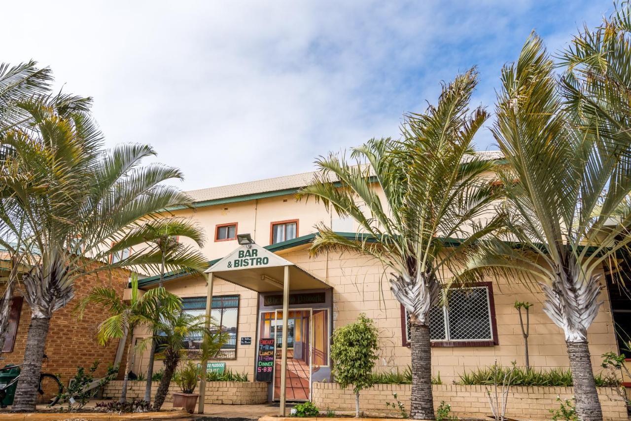 Gascoyne Hotel Carnarvon Bagian luar foto